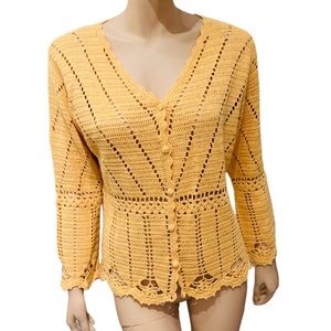Chelsea Studio Cropped Crochet Sweater Size M 55% Ramie 45% cotton Long Sleeves